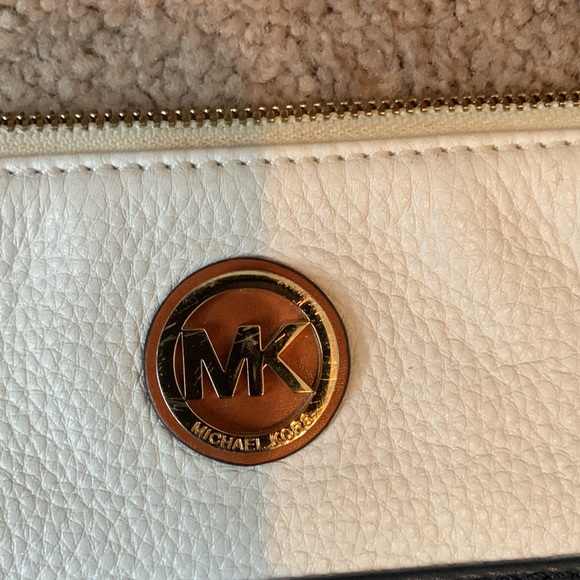 Michael Kors Blue and White Wristlet - Picture 3 of 5